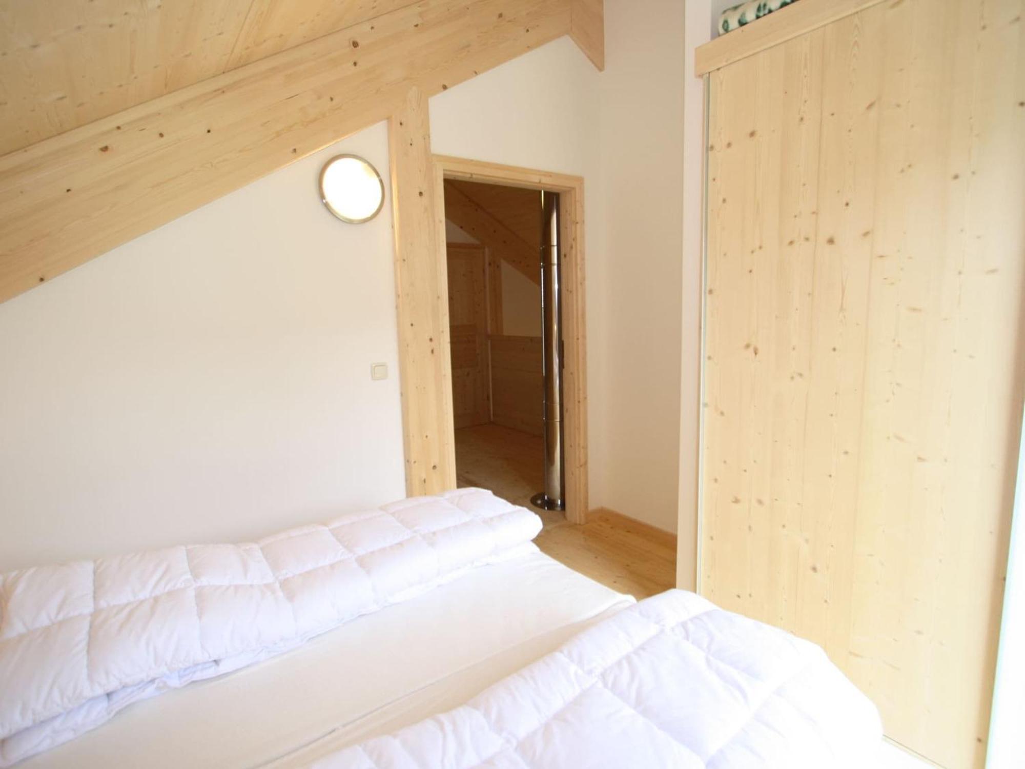 Nice Chalet In Hohentauern Styria With Sauna Villa Exteriör bild