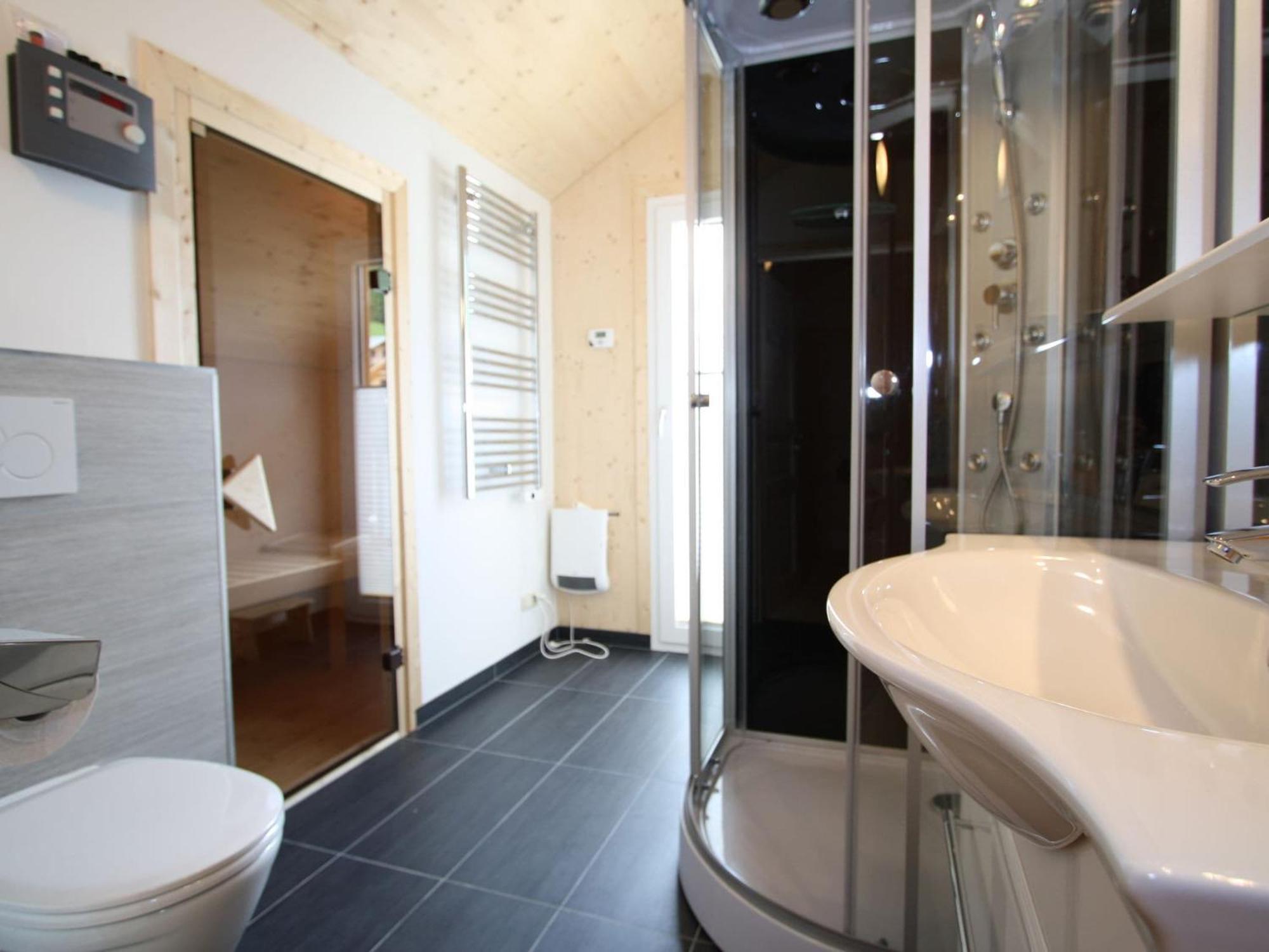 Nice Chalet In Hohentauern Styria With Sauna Villa Exteriör bild